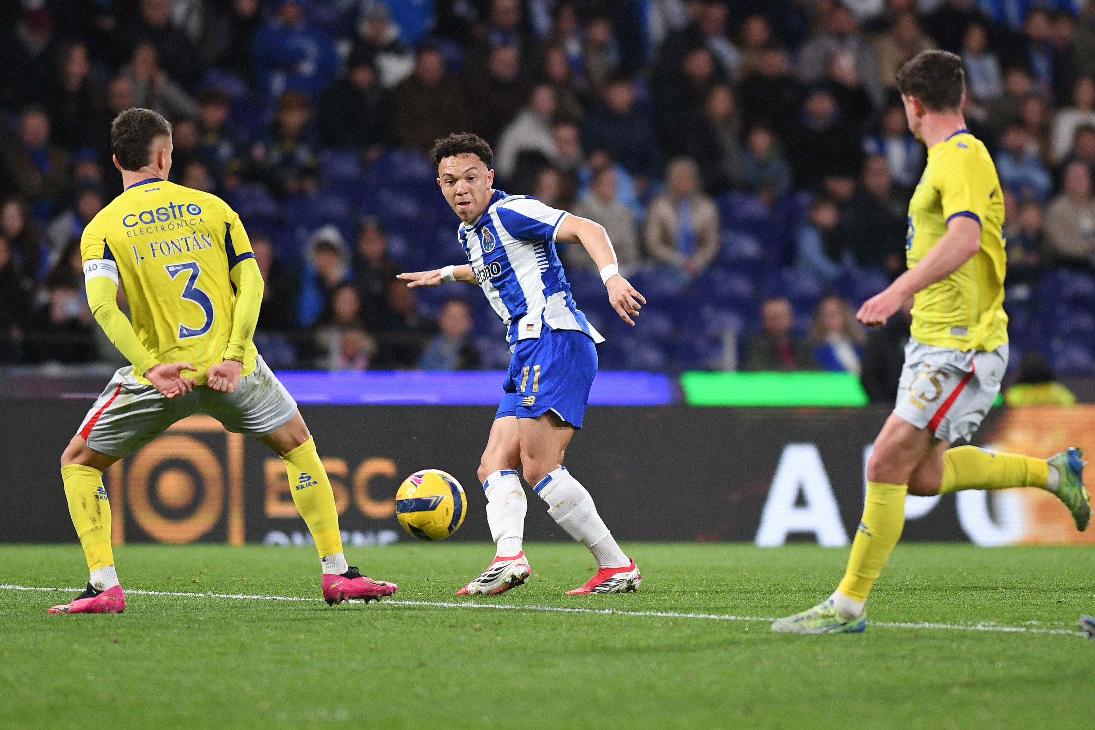 Pepê no FC Porto-Arouca — Foto: Rogério Ferreira/KAPTA+
