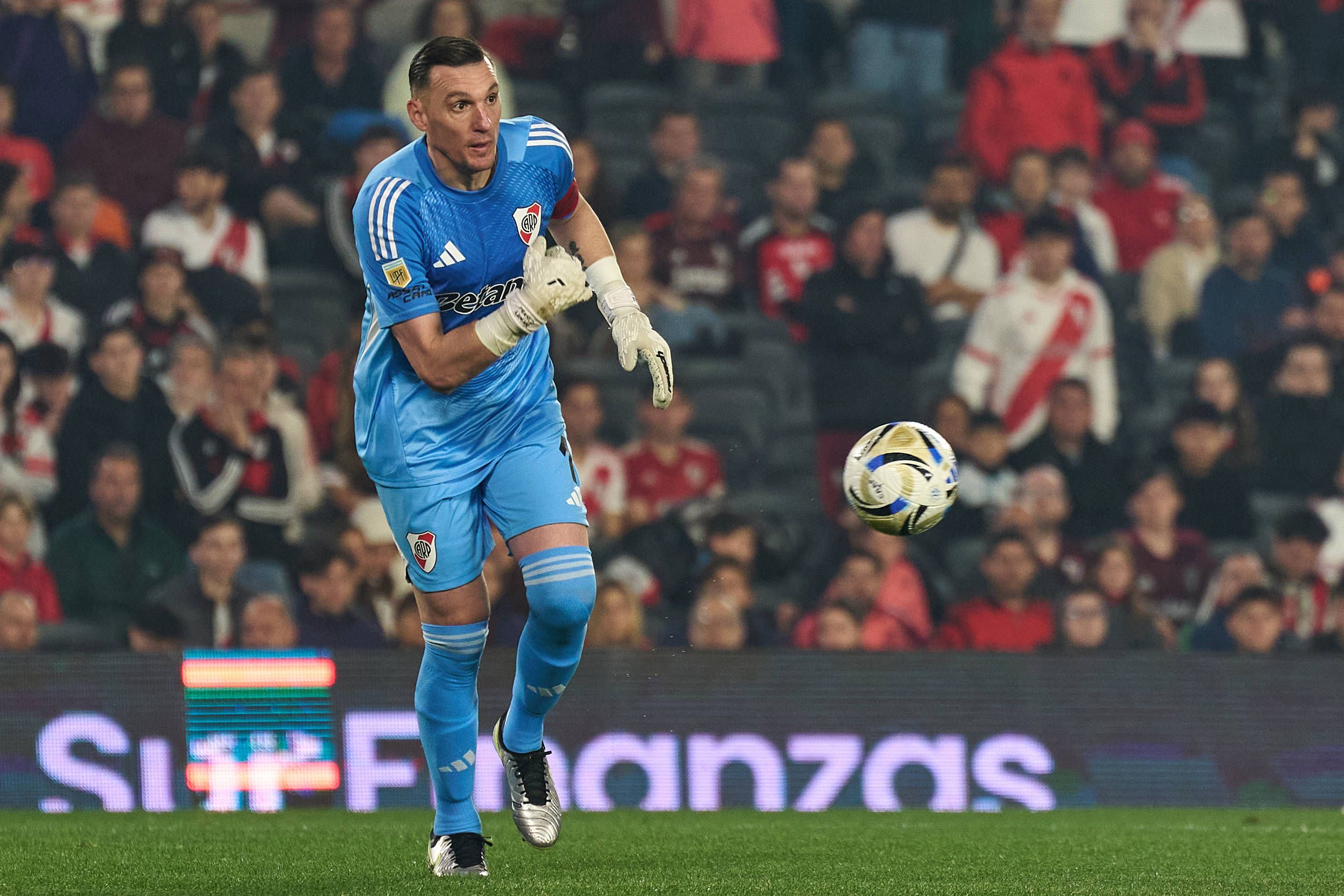 Franco Armani, guarda-redes de 39 anos do River Plate, já venceu 27 títulos