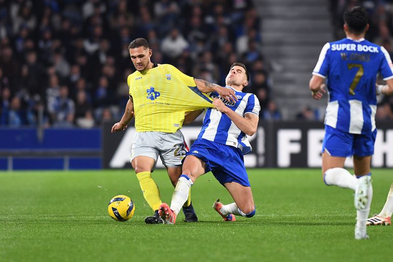 Bednarek no FC Porto-Arouca — Foto: Rogério Ferreira/KAPTA+