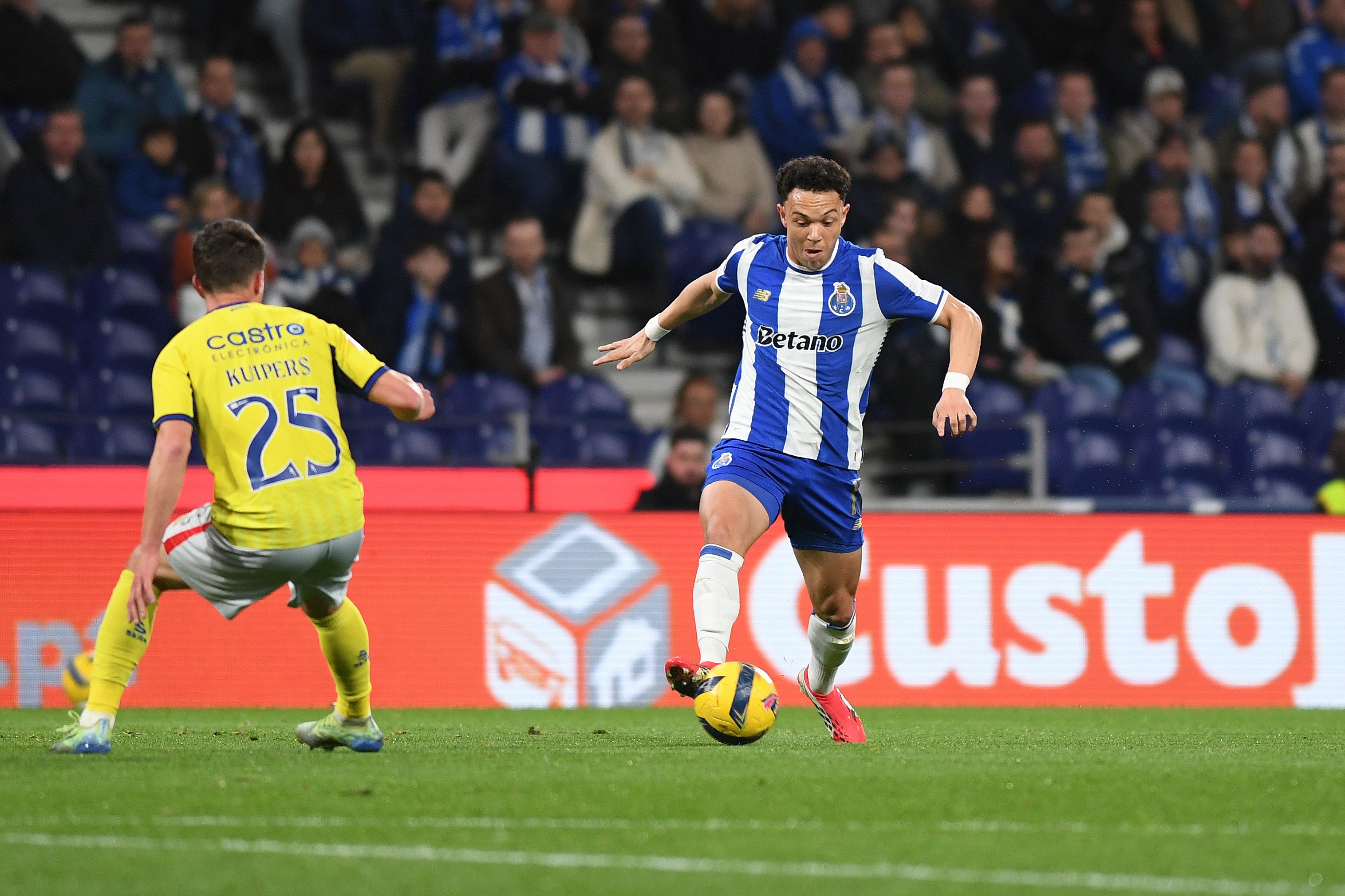 Pepê no FC Porto-Arouca — Foto: Rogério Ferreira/KAPTA+