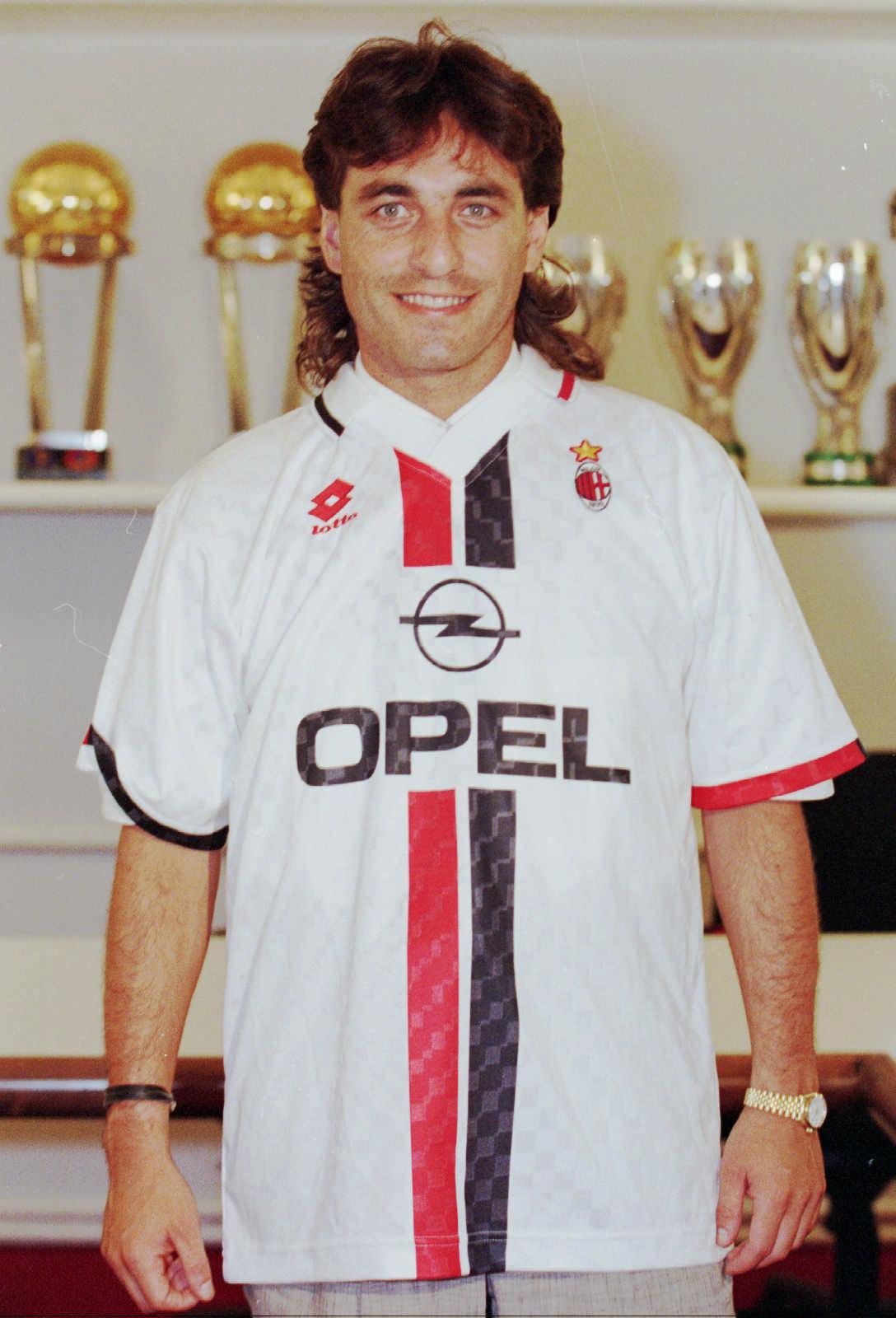 Uma época no Milan: 1995/1996