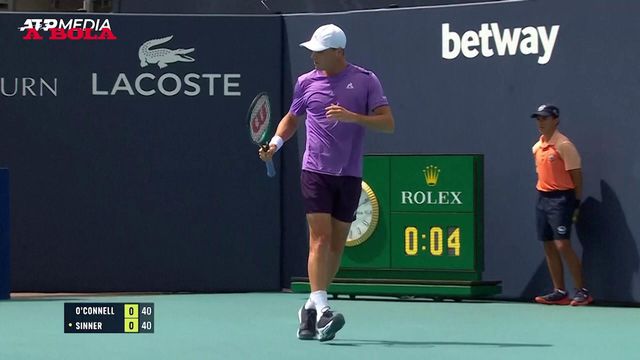 Sinner, duas vezes finalista, nos quartos do Miami Open