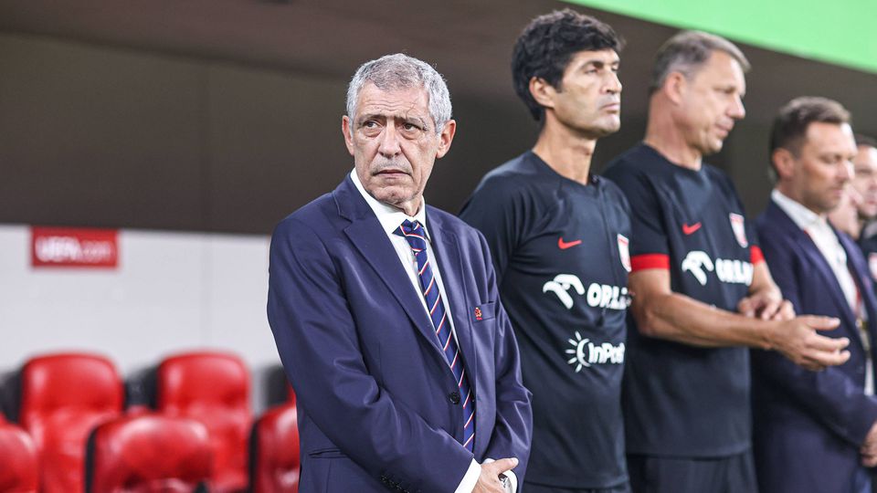 Fernando Santos ainda recebe prémio pela qualificação da Polónia para o Euro