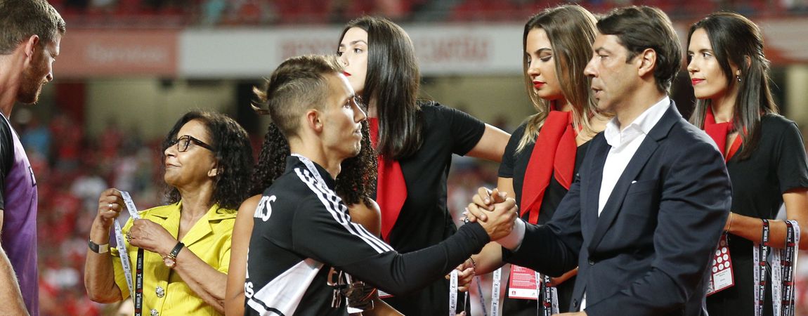 Grimaldo: «Rui Costa sempre me tratou como se fosse meu pai»