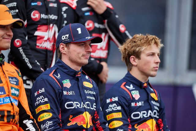 Max Verstappen ao lado de Liam Lawson como colega de equipa na Red Bull
