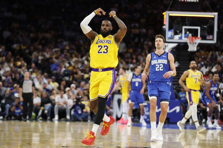 LeBron surpreende ao revelar contra quem foi mais difícil jogar