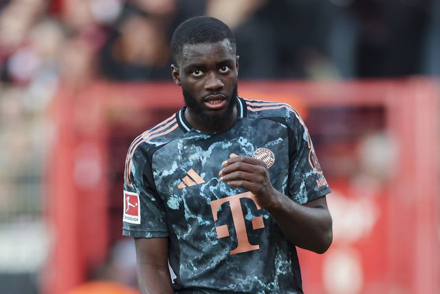 Upamecano ao serviço do Bayern de Munique (IMAGO)