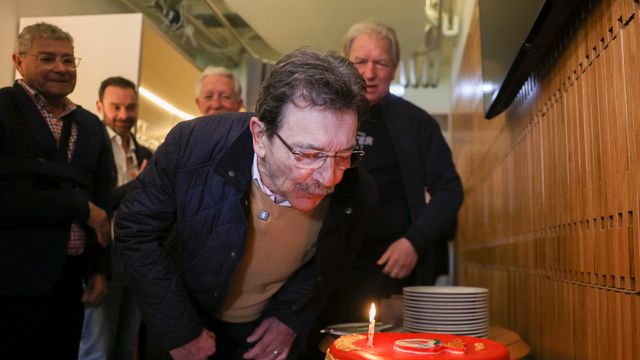 Velhas glórias cantaram os parabéns ao 'Garoupa' Vítor Martins