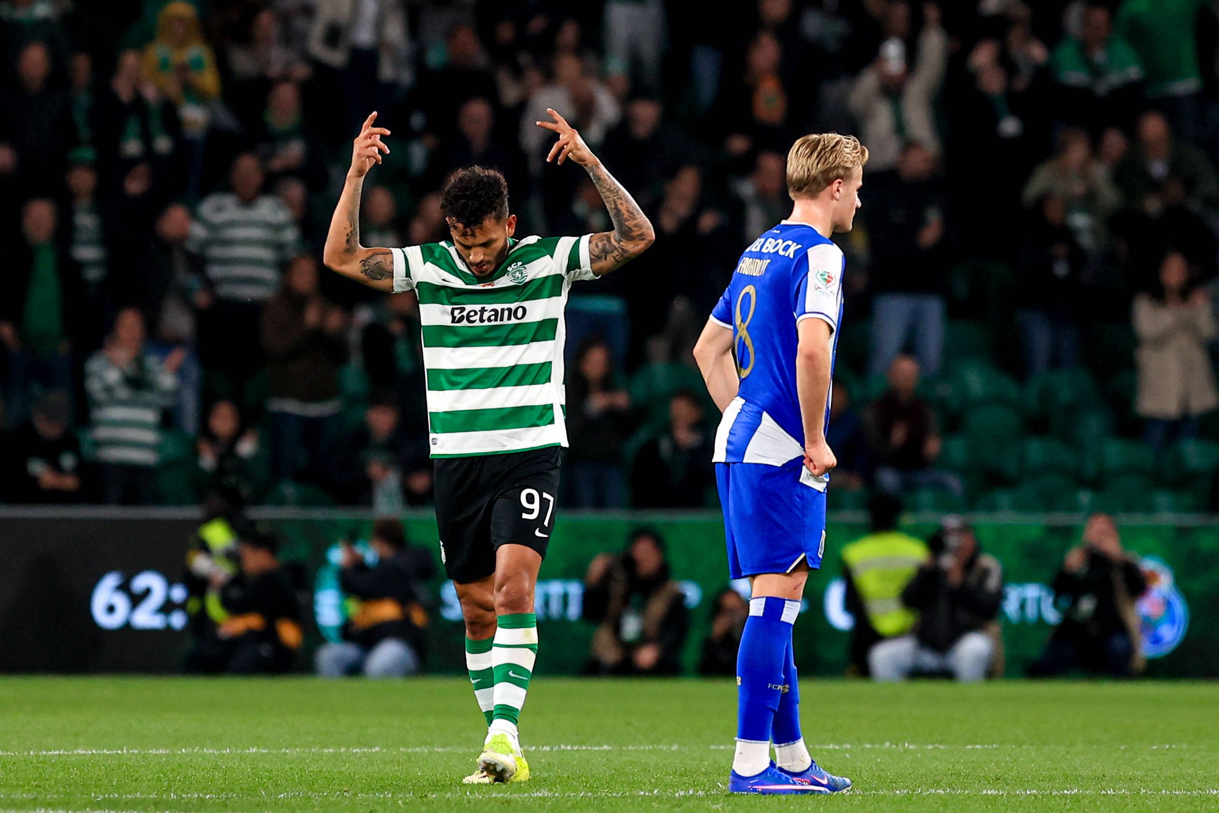 Luis Suárez marcou ao FC Porto na 1.ª mão da Taça