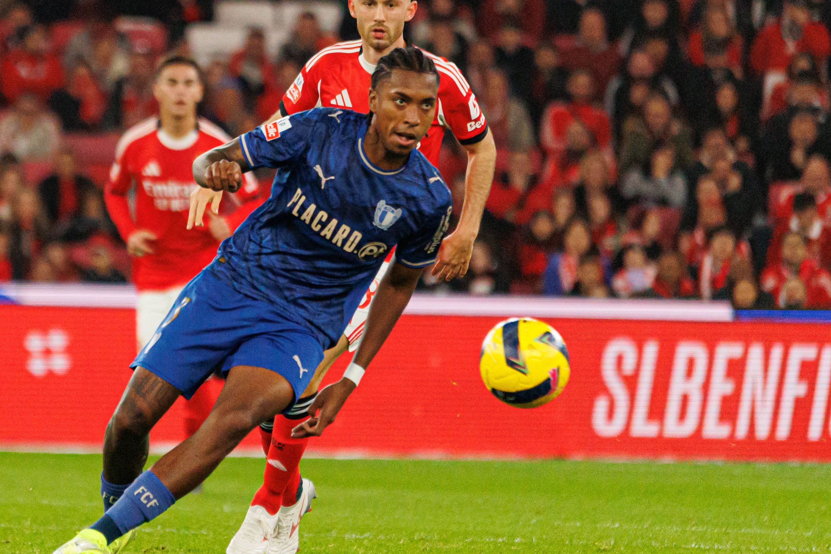 Camisola 3 do emblema de Vila Nova está inserido nos trabalhos da seleção do seu país