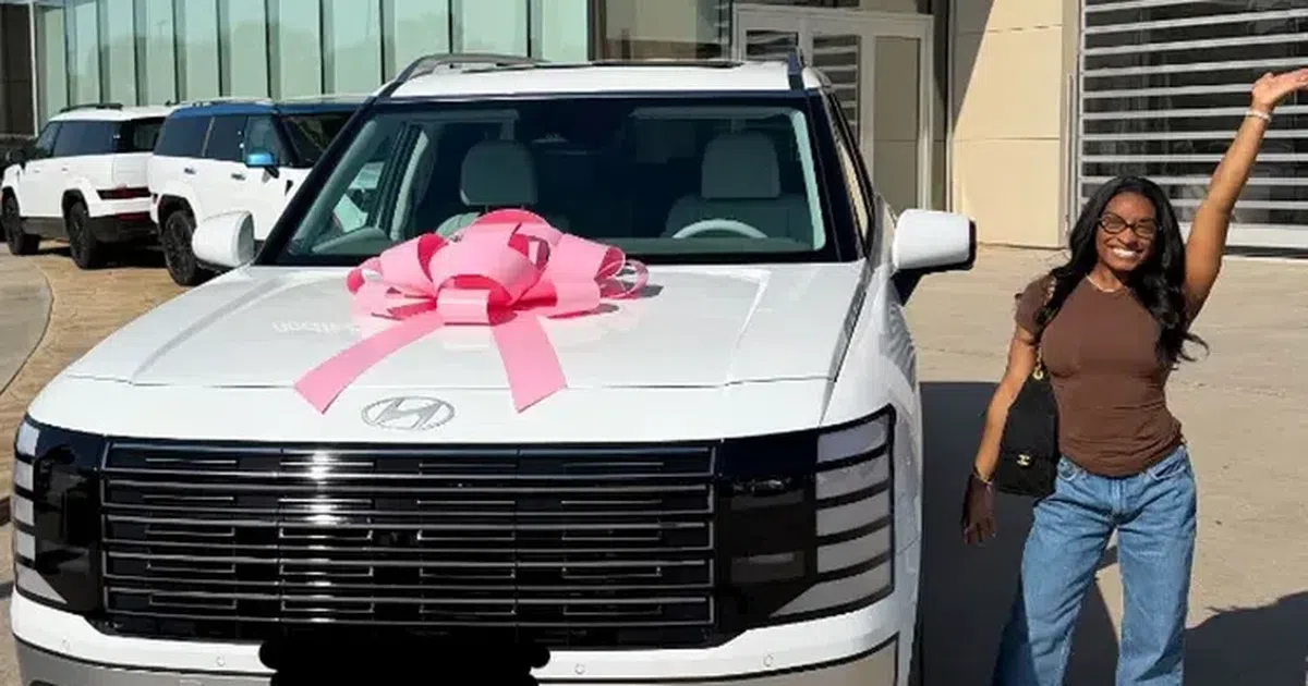Simone Biles oferece carro novo à melhor amiga