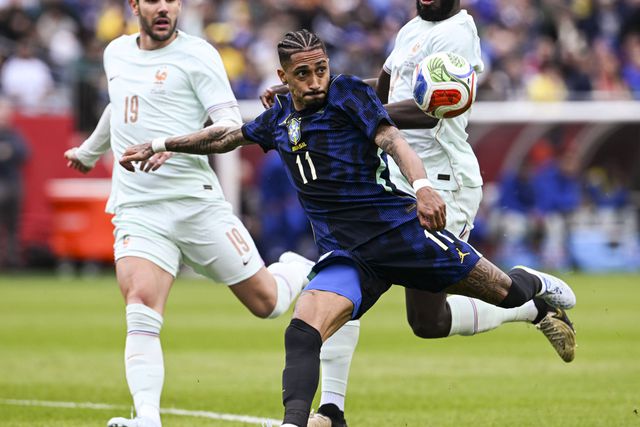 Raphinha lesionou-se no particular entre Brasil e França nos EUA