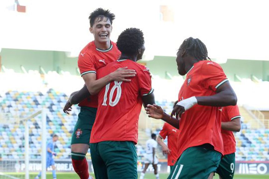 Seleção Nacional segue imbatível na Elite League. Foto: FPF