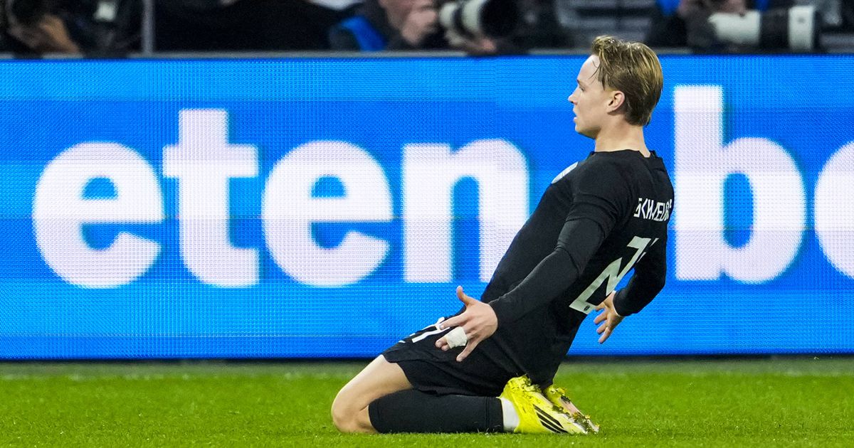 VÍDEO: Schjelderup estreia-se a marcar pela Noruega... e foi um golaço
