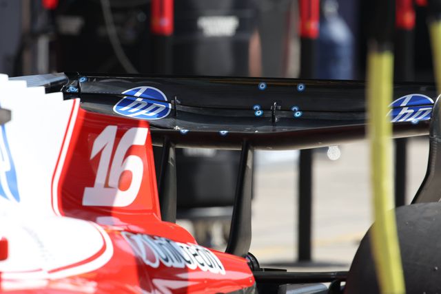 Porque a Ferrari não testou a asa traseira 'Macarena' no Japão?