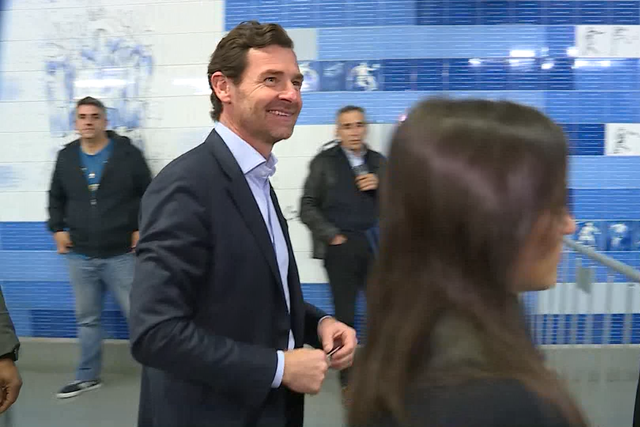 Villas-Boas votou pouco depois do meio-dia