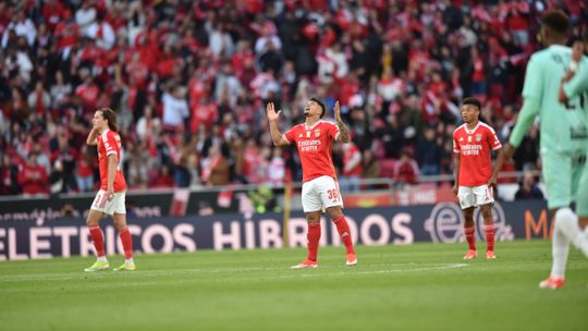 Destaques do Benfica: Marcos precisa de pouco quando parece ter de fazer sempre mais