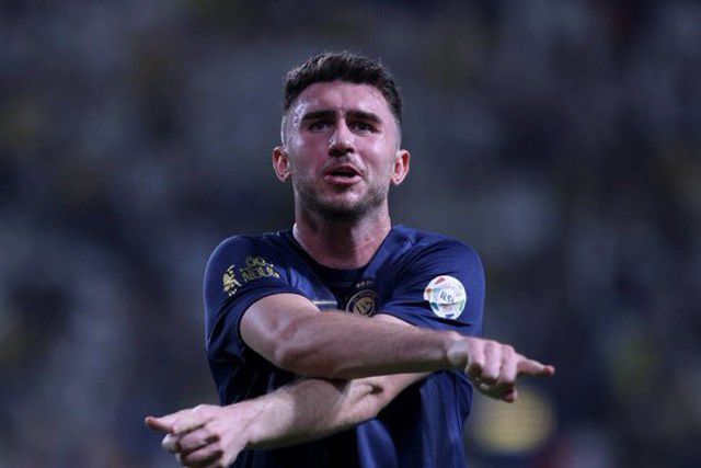 Cabeceamento de Laporte mantém o Al Nassr vivo na luta pelo título 