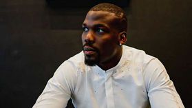 Entre caras conhecidas na noite de gala do Estrela… o irmão de Pogba