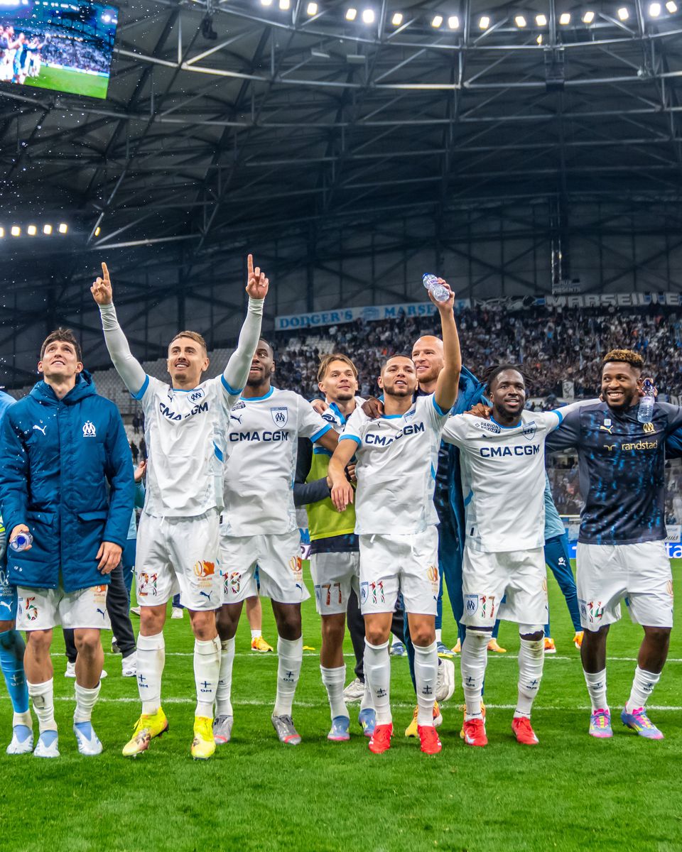 Marselha goleia e sobe ao segundo lugar da Ligue 1