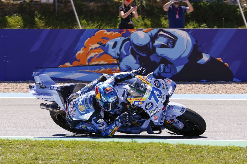 Álex Márquez vence em Jerez