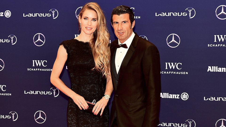 Figo responde a rumores de separação com foto