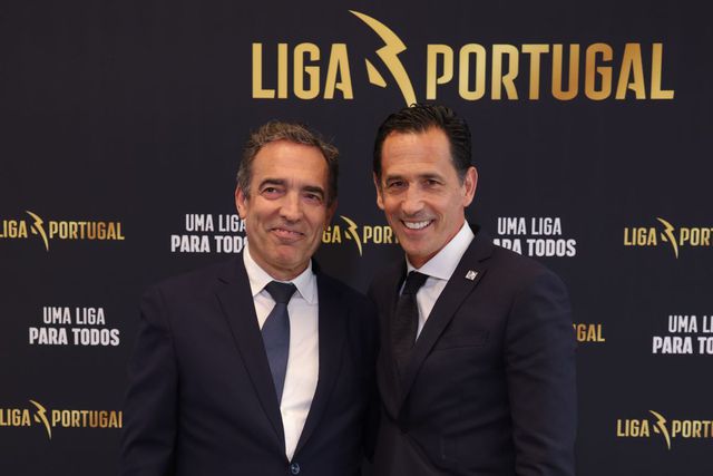 Reinaldo Teixeira, presidente da Liga Portugal, com Pedro Proença, antigo líder da Liga Portugal e eleito presidente da Federação Portuguesa de Futebol