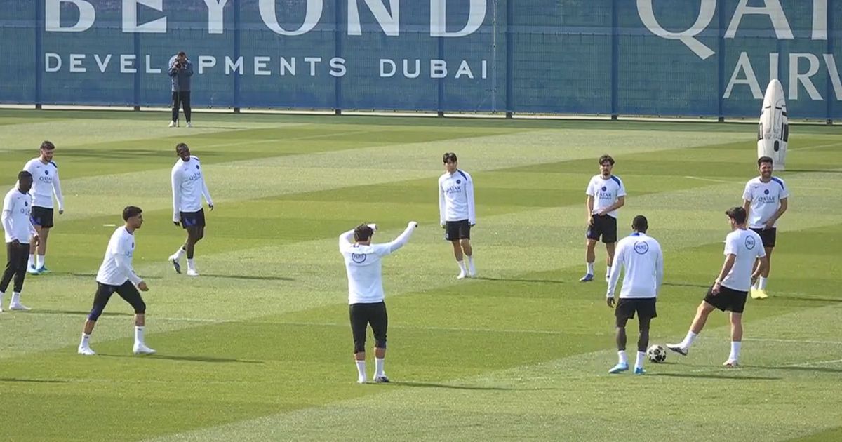 Vitinha regressa aos treinos no PSG em semana 'Champions'