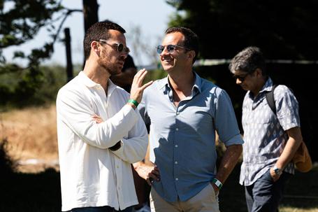Bernardo Morais Palmeiro  (à esquerda) foi o representante leonino no sorteio da Champions (Foto Sporting CP)