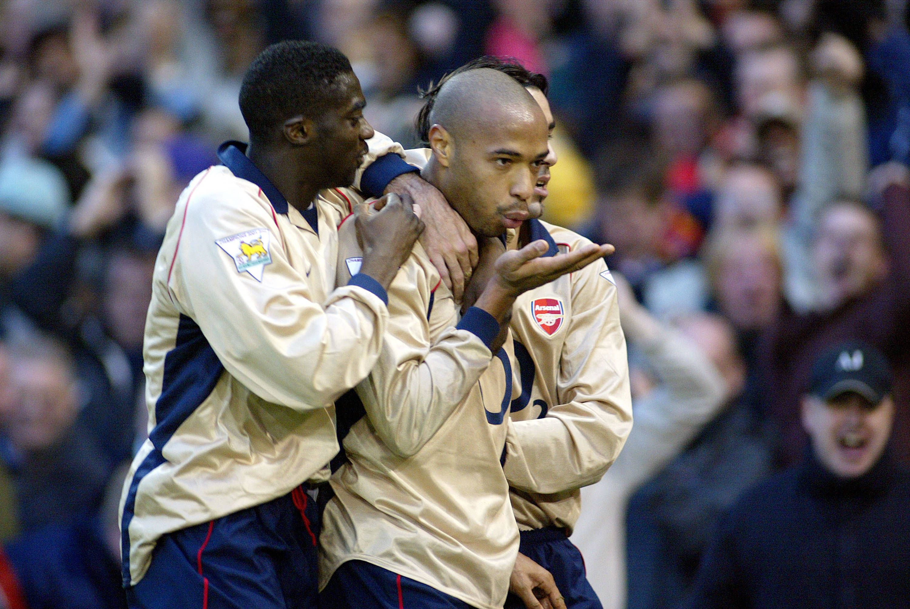 Thierry Henry (Arsenal) - 20 assistências em 2002/03