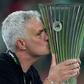 Mourinho venceu Conference League na Roma