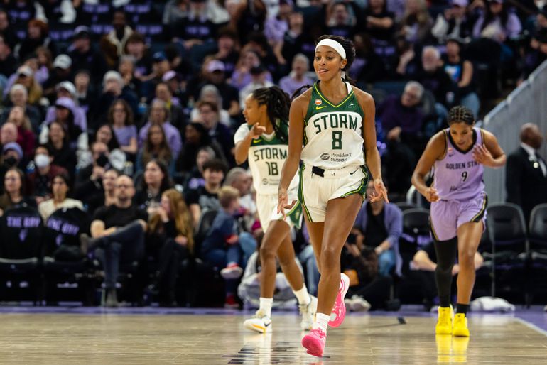 Lexie Brown é base nas Storm da WNBA