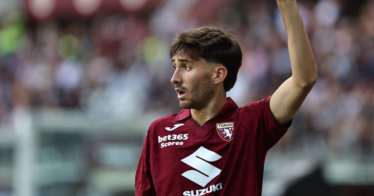 Manutenção garantida e contas aos emprestados: Torino pondera sobre lateral do Benfica