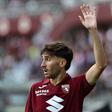 Mercado Benfica: Torino não larga Obrador