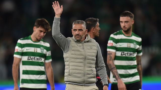 Desde que assumiu o comando técnico do Sporting, Rui Borges enfrentou sempre limitações de escolha no plantel face a lesões - Foto de Miguel Nunes