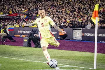 Grimaldo nos pré-convocados de Espanha para o Euro-2024