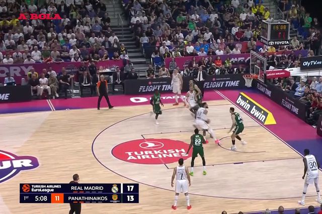 Panathinaikos surpreende Real Madrid e torna-se campeão da Euroliga