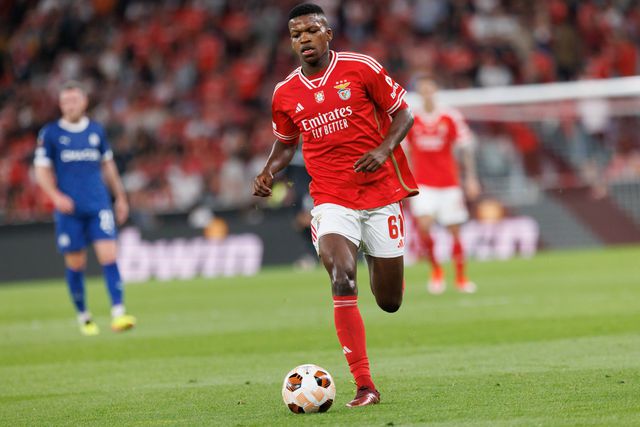 Benfica: Everton mantém Florentino na lista