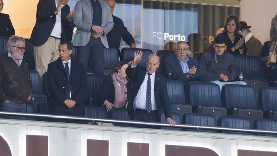 Pinto da Costa deseja felicidades a Villas-Boas: «No FC Porto mesmo o impossível resolve-se»