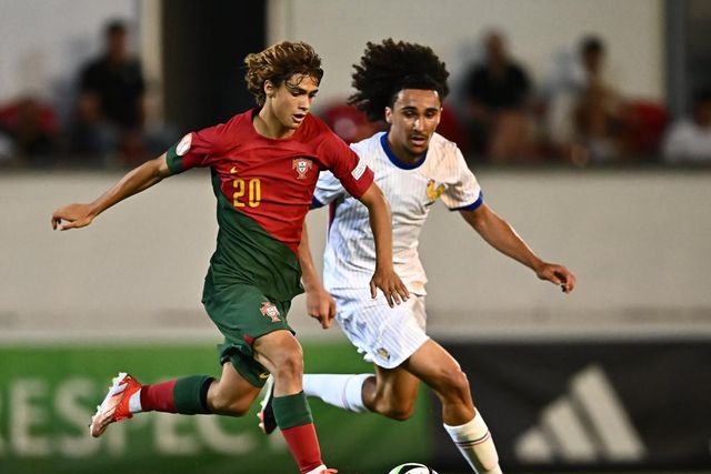Europeu sub-17: Portugal-França em direto