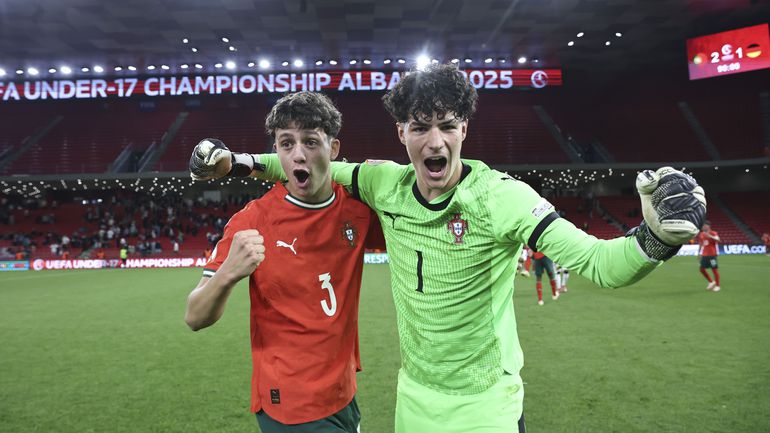Diogo Costa deixa mensagem ao herói dos sub-17 e aponta: «Sejam campeões!»