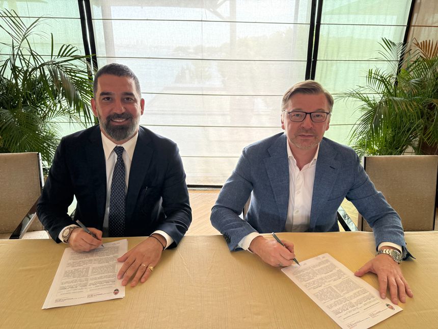 Arda Turan assinou até 2027. Foto Shakhtar Donetsk/X