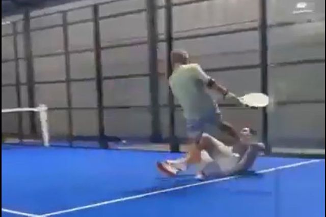 Vídeo: Jogo de padel acaba ao murro e raquetada 