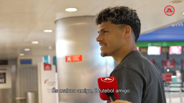 Maxi Araújo desvaloriza agressão de Matheus Reis: «Está louco, amigo»