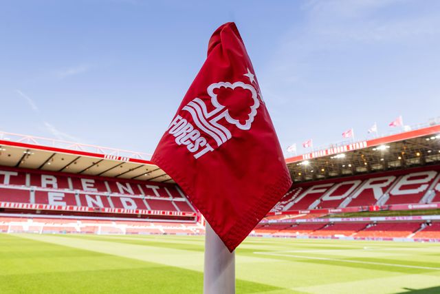 Sabe por que é que os adeptos do Nottingham Forest são os 'Tricky Trees'?