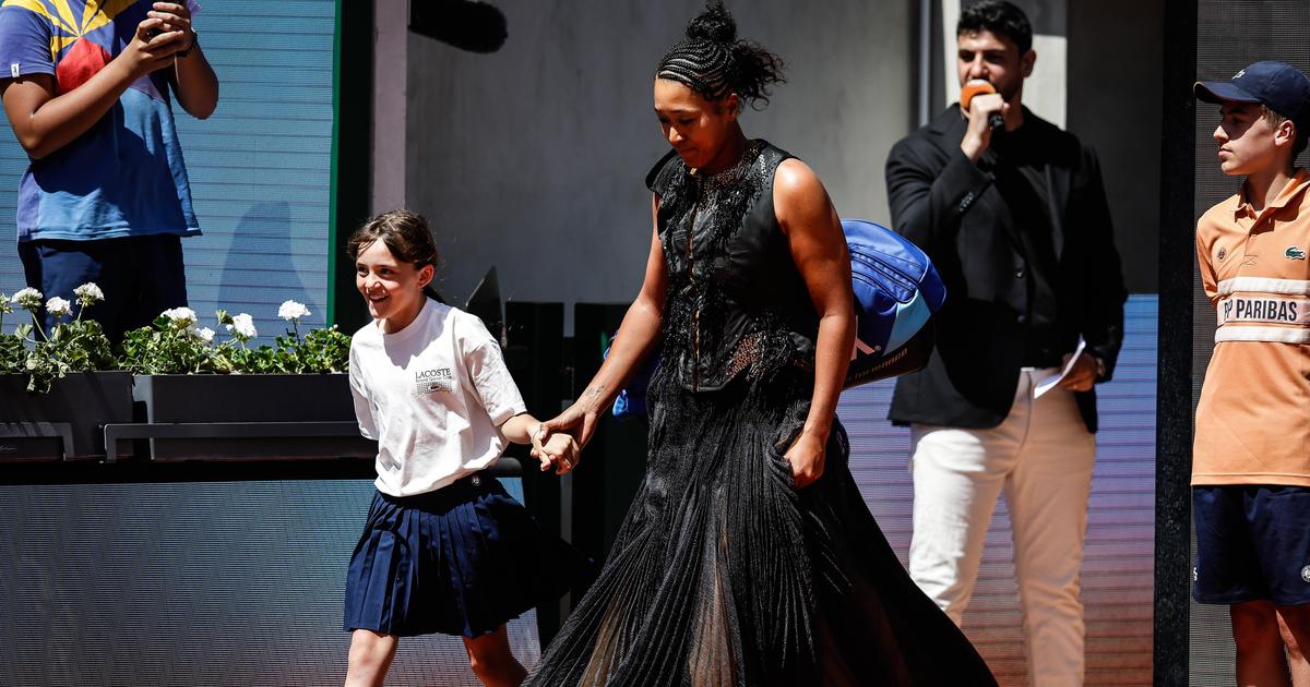 O extravagante vestido de Osaka em Roland Garros: «Tive medo que o árbitro...»