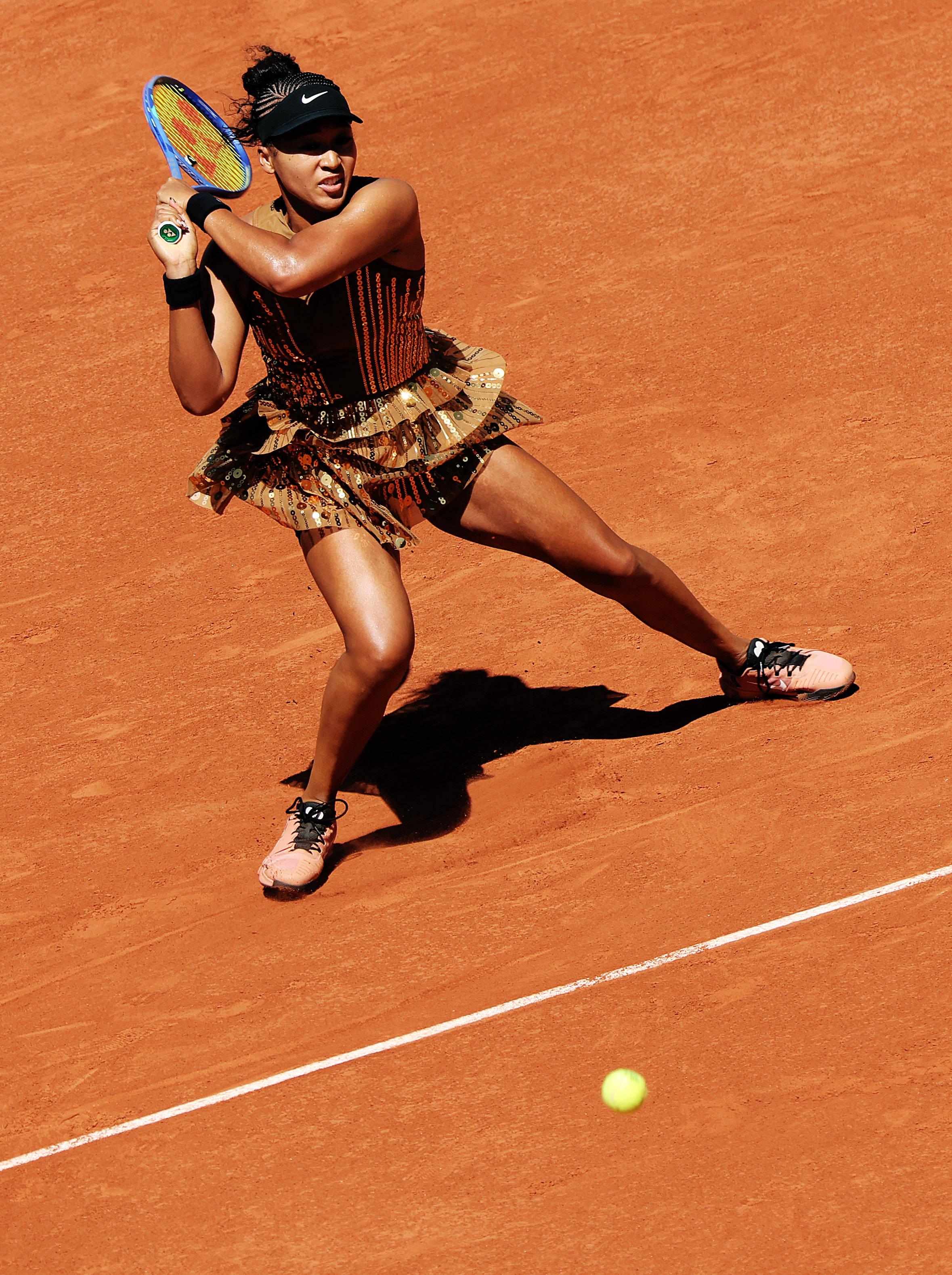 Naomi Osaka surpreendeu com indumentária em Roland Garros - Foto: IMAGO
