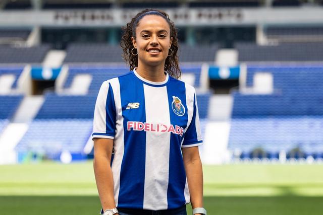 Mariana Azevedo  continua a jogar de dragão ao peito - Foto: FC Porto