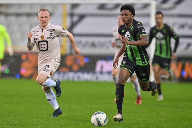 Oficial: Cercle Brugge anuncia contratação de Nazinho ao Sporting