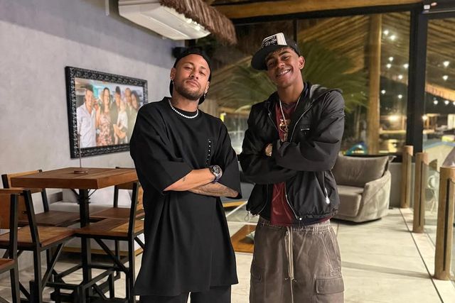 A pergunta de Yamal a Raphinha antes de conhecer ídolo Neymar